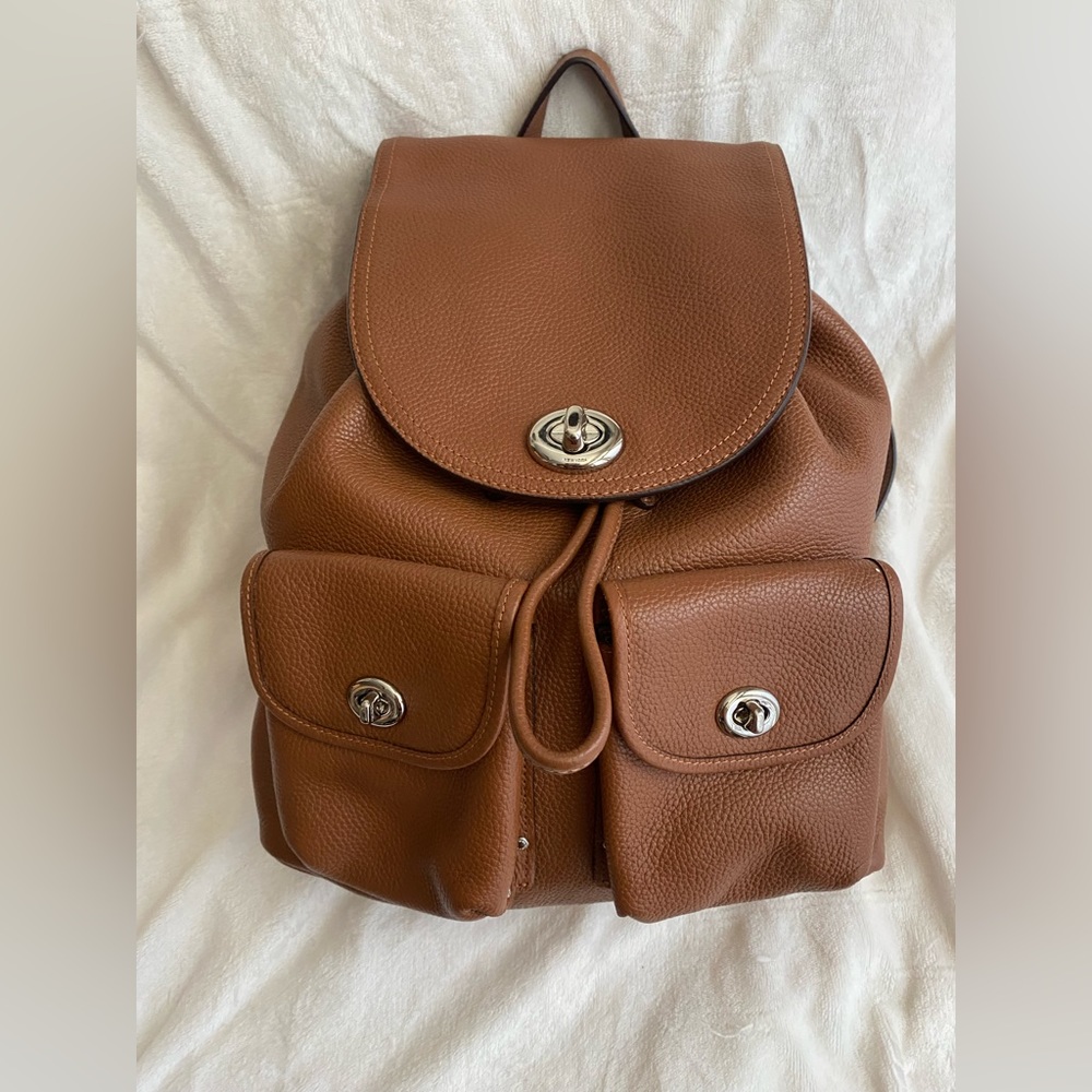 Pebbled leather, large,Coach turnlock Rucksack backpack in saddle brown. - Picture 1 of 9